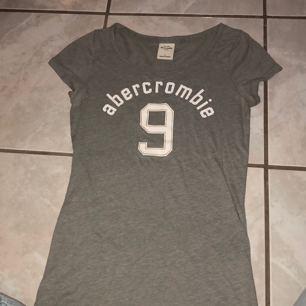 Abercrombie T-shirt